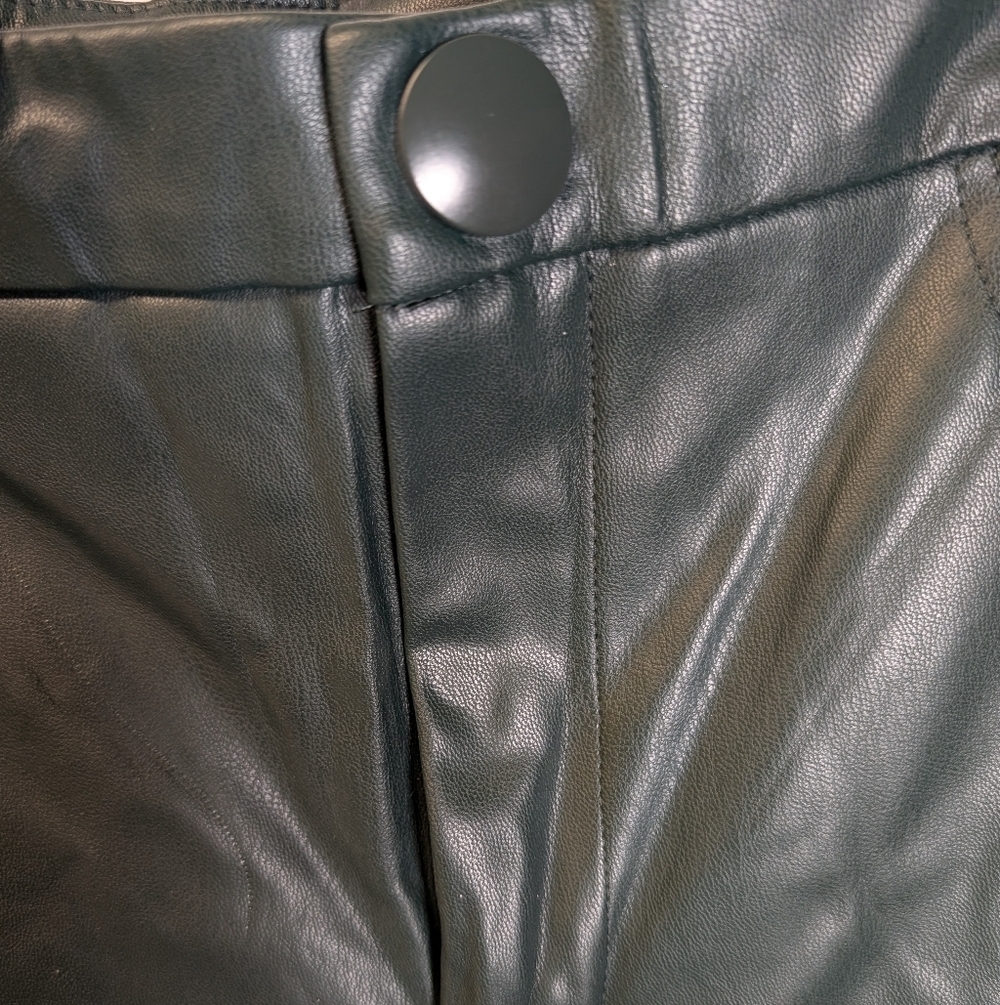 Zara Faux Leather High Waisted Hi-Rise Legging Green - Large NWT - Picture 4 of 9
